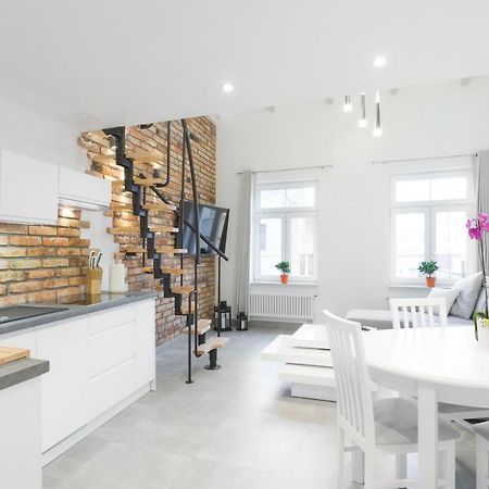 Wuchta Wiary Apartment Познань Экстерьер фото